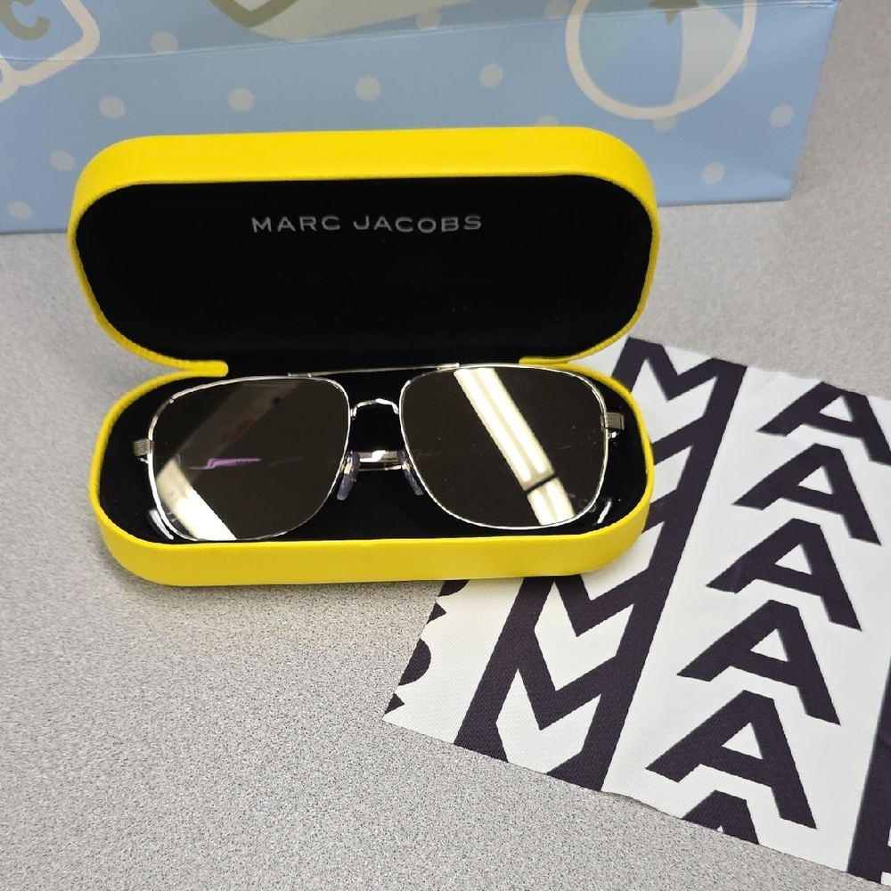 Marc Jacobs Sunglasses with Yellow Case